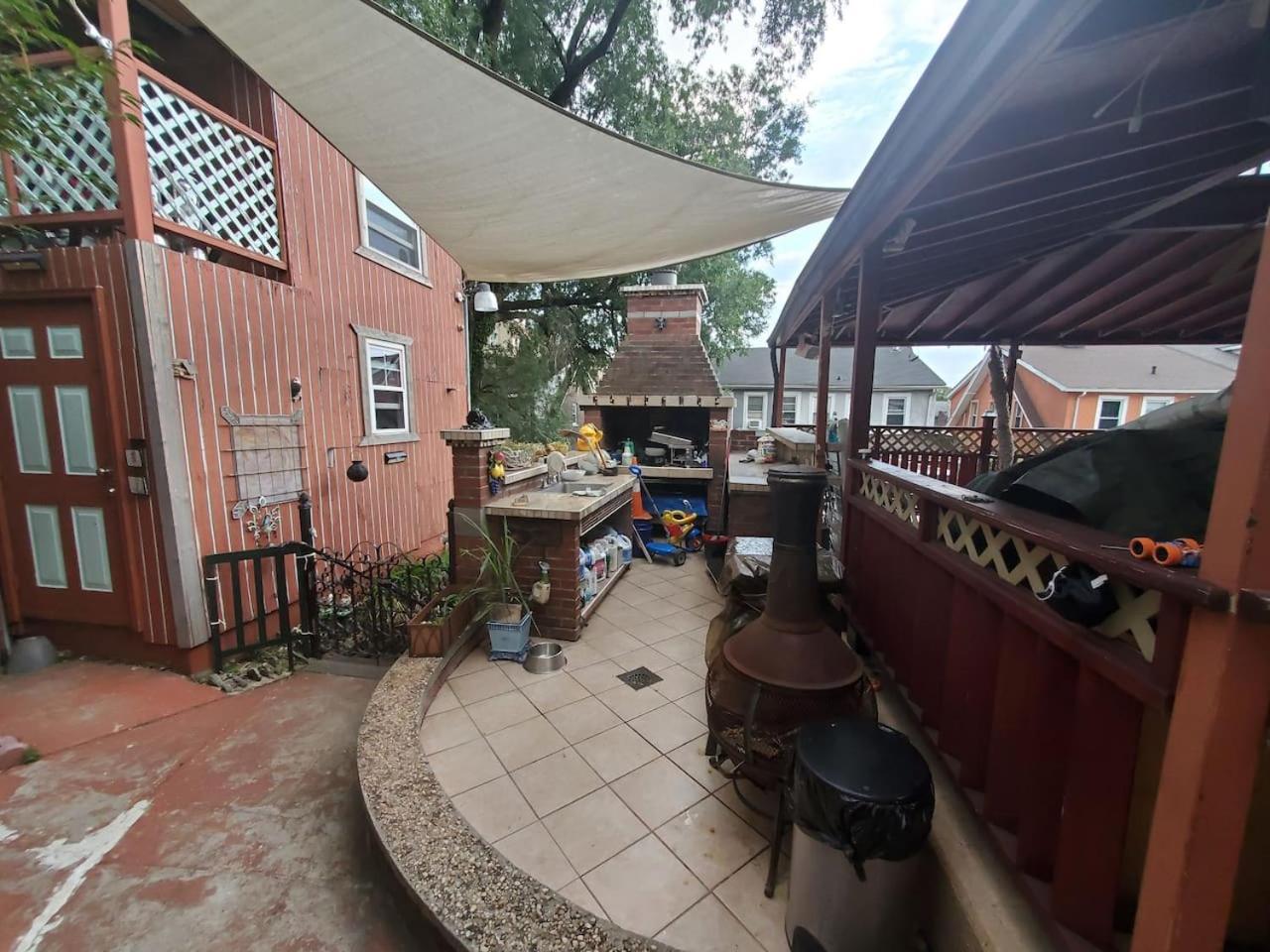 Lovely 2 Bedroom Apartment With 2 Entrance And Parking นิวยอร์ก ภายนอก รูปภาพ